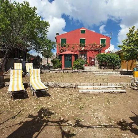 Fundana Hotel apartamentowy 4*
